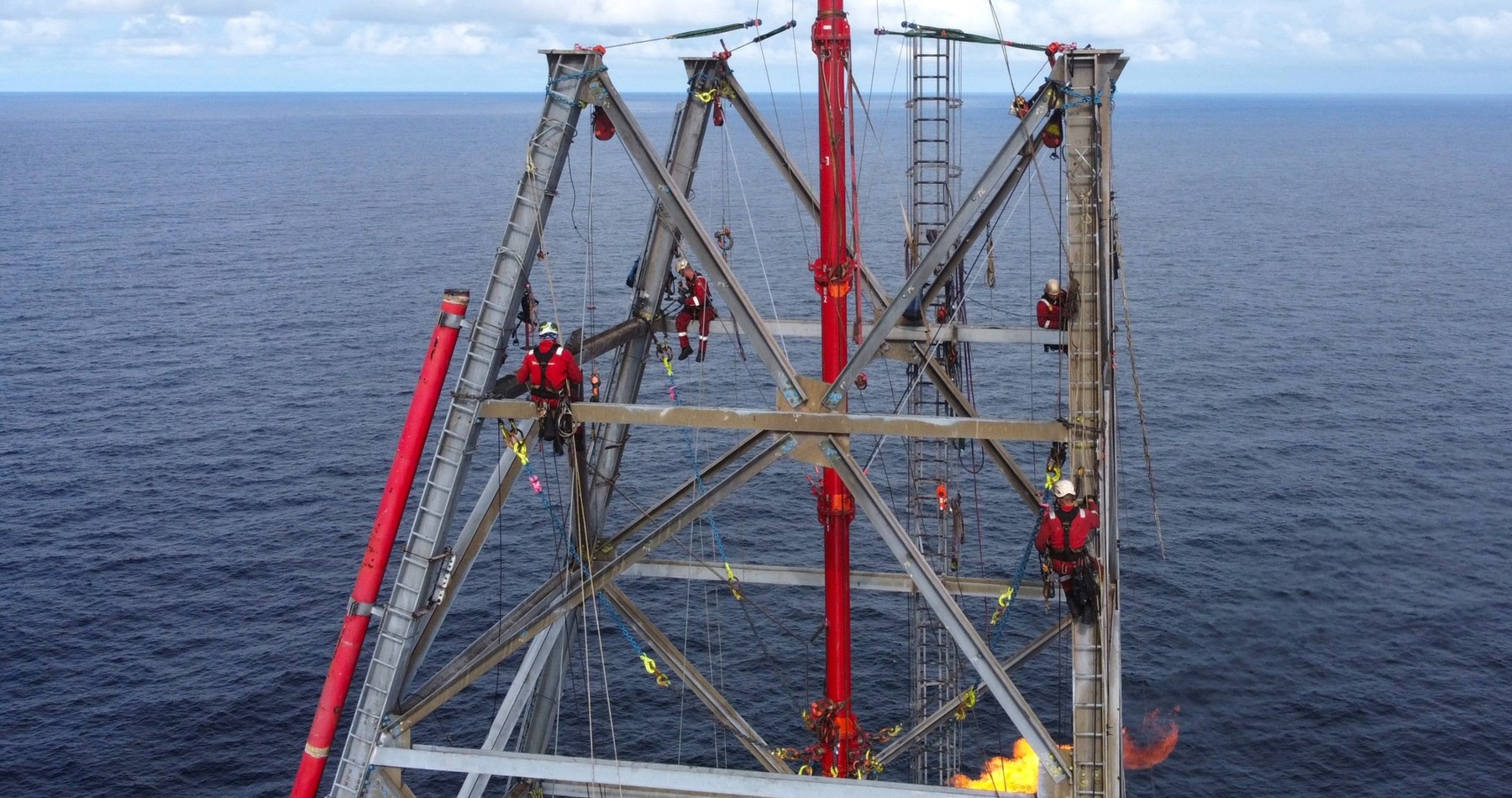Masterpiece in offshore lifting